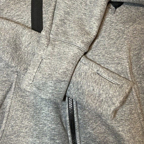Fabletics jacket - Picture 4 of 4